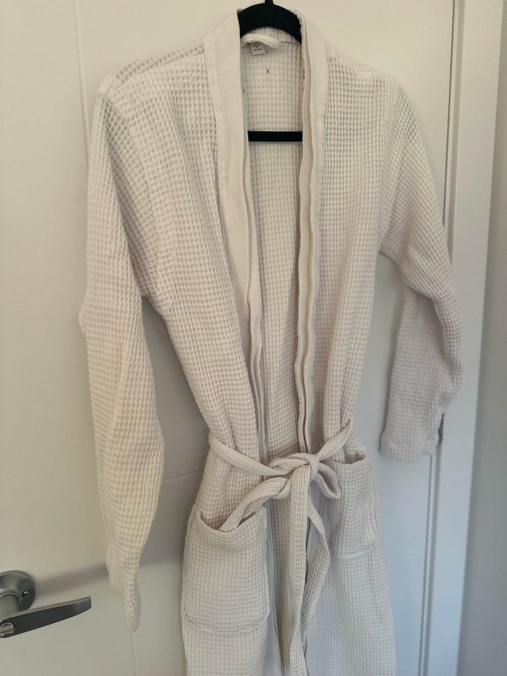 Hugo Boss Waffle Robe - Picture 2 of 6